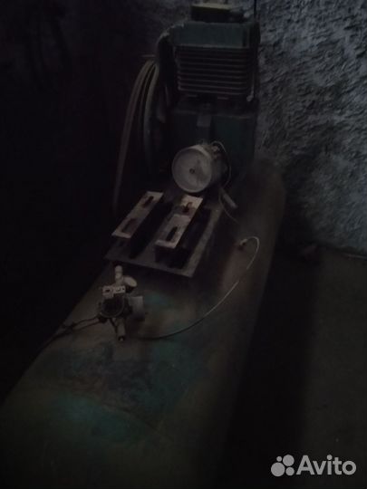 Компрессор воздушный автомобильный