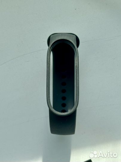 Зарядка и ремешок для Xiaomi Mi Band 5