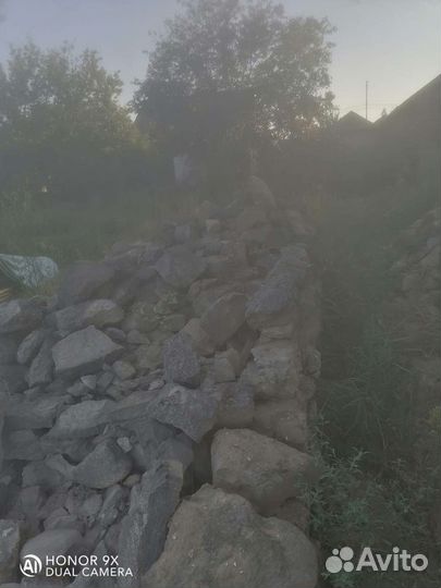 Камень