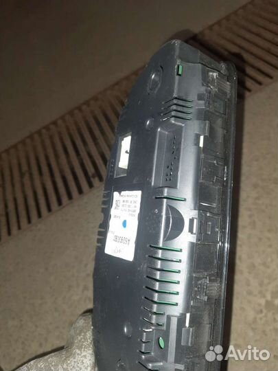 Щиток приборов дизель на мерседес 639