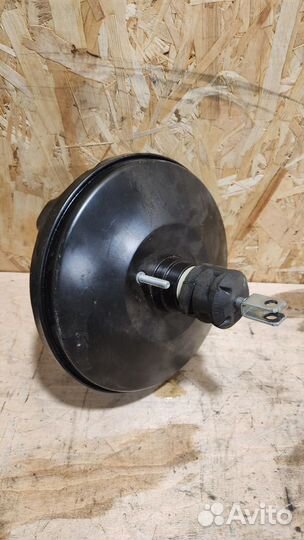 Вакуумный усилитель тормозов с гтц Corsa D