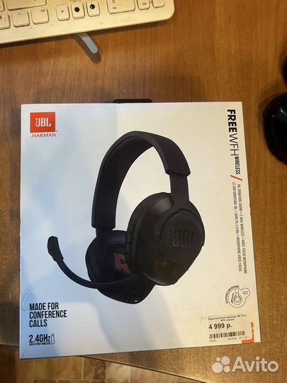 Беспроводные наушники jbl