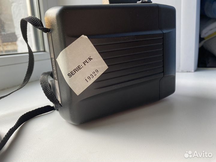 Плёночный фотоаппарат Polaroid