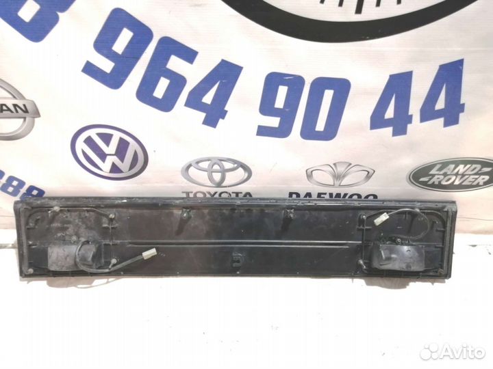 Вставка багажника на Тойота Корона Toyota Corona