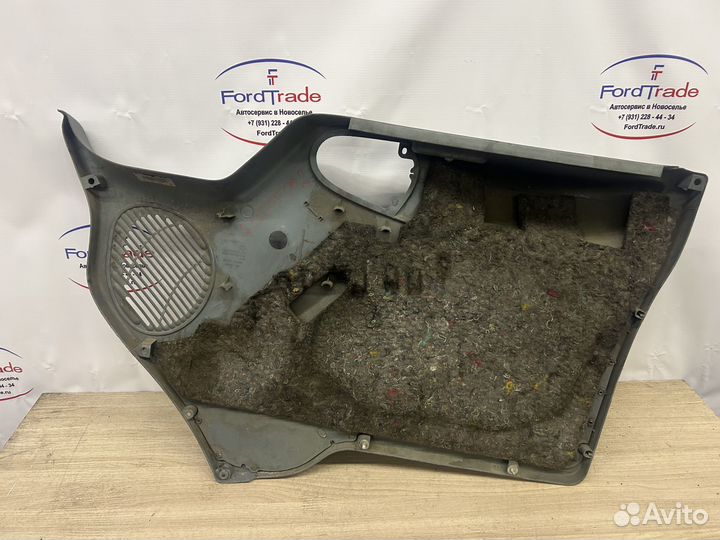 Обшивка передней левой двери Ford Transit 06-13
