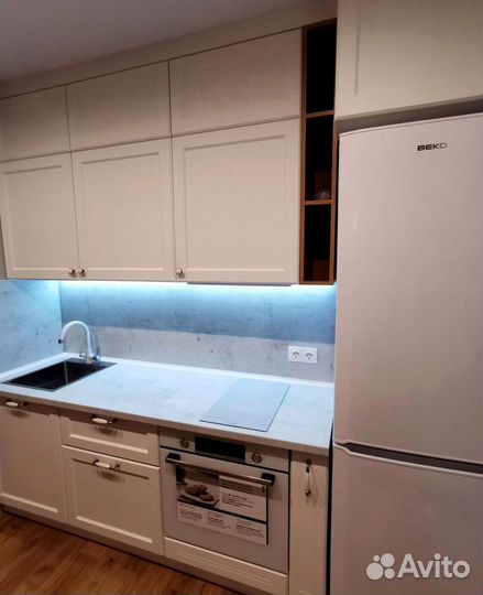 Кухня в потолок на заказ