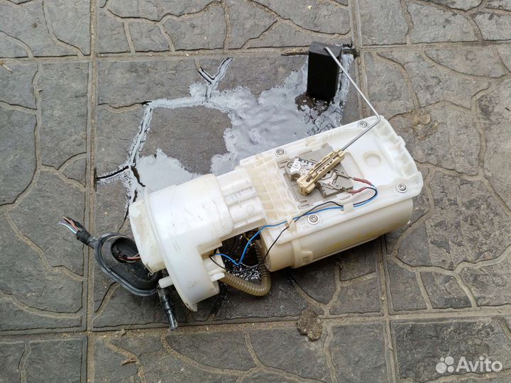 Шкода Фабия 2 насос топливный