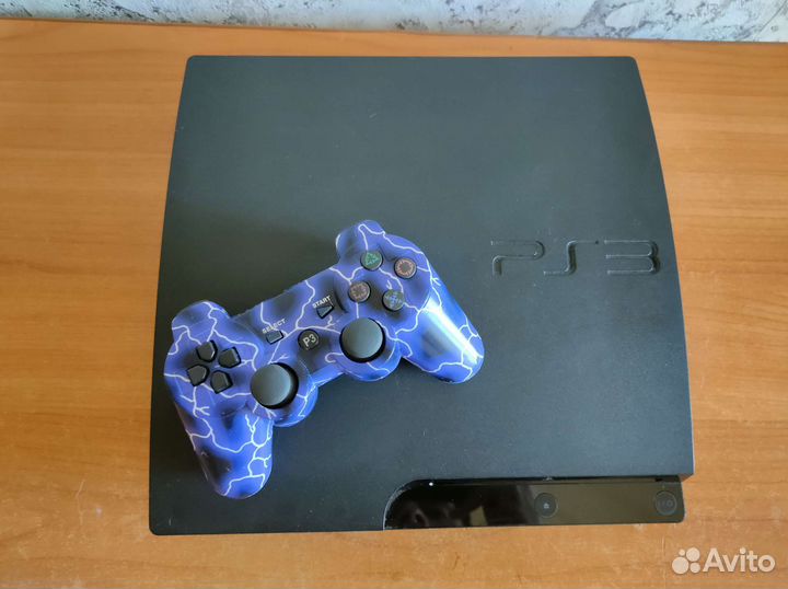 Sony PS3 Slim 320GB + Игра в подарок