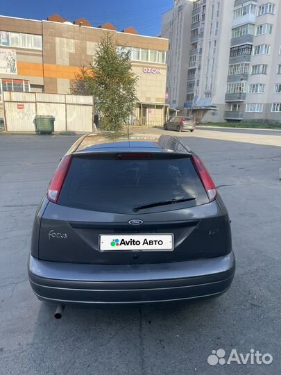 Ford Focus 2.0 МТ, 2002, 100 000 км