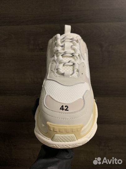 Balenciaga Triple S White