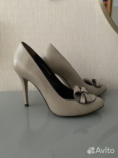 Туфли женские 39 размер
