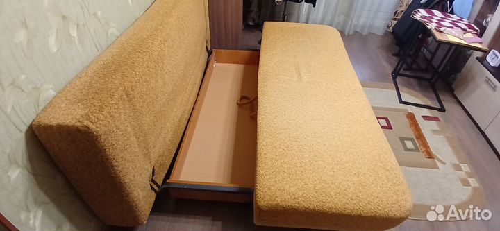 Диван прямой раскладной