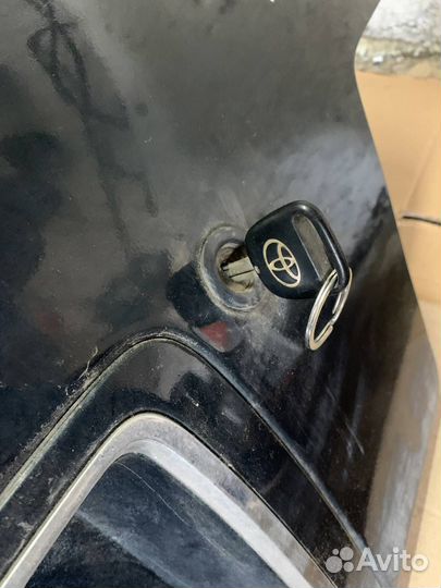 Крышка багажника toyota avalon MCX10