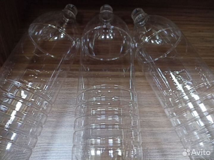 Пластиковые бутылки 2л