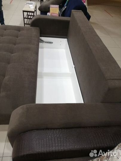 Диван раскладной, Стен