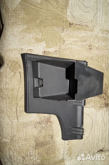 Бардачок на Opel Astra J маленький