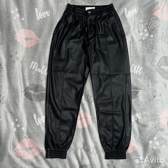 Кожаные брюки bershka