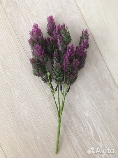 Искусственные цветы розы, хмель, лаванда