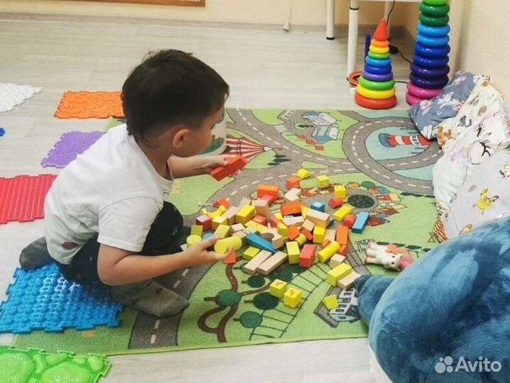 Дефектолог. Коррекционный психолог