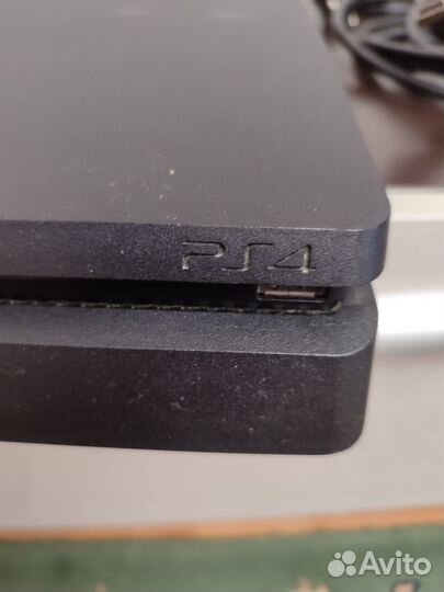 Sony PS4 slim 1tb