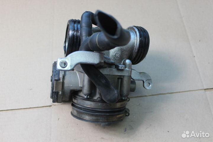 Дроссельная заслонка Mercedes C215 CL600