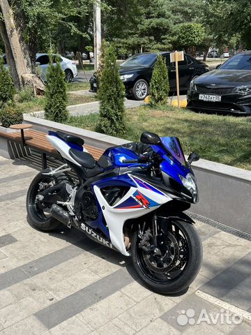 Suzuki GSX