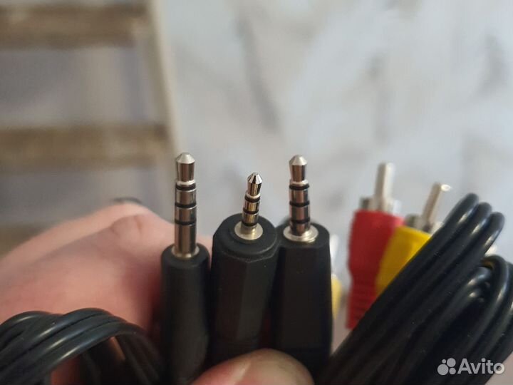 Кабель 1,2м, SGL jack 3,5 мм - 3*RCA(тюльпан)