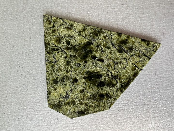 Пластина из серпентинита(змеевика) полированные