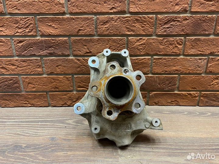 Кулак передний правый Bmw 3 серия G20 2018+