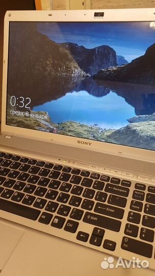 Ноутбук sony vaio pcg 81211v