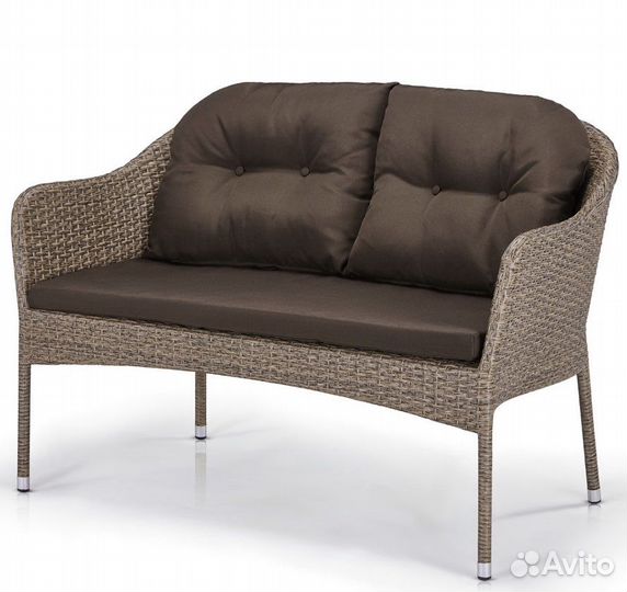 Диваны из ротанга