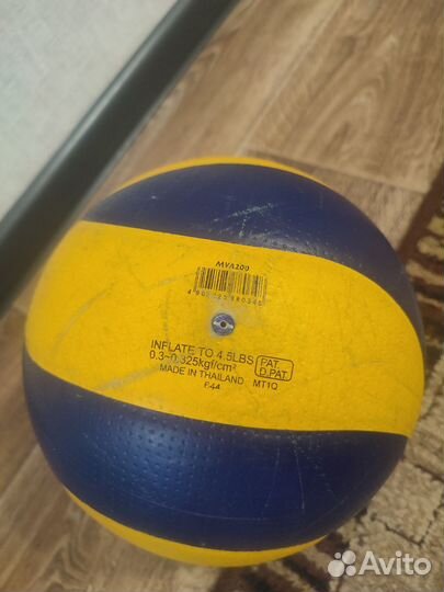 Волейбольный мяч вфв mikasa mva200