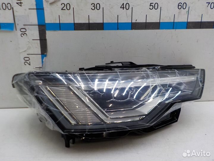 Фара правая на Audi A6