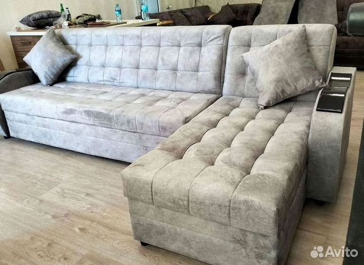 Угловой диван в наличии не б/у