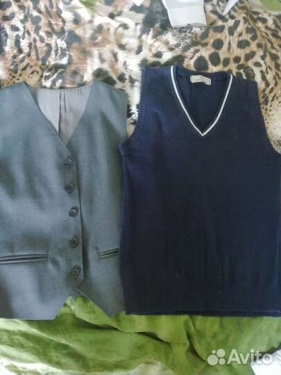 Рубашки, жилетки для школы р.134,140,146,152,158