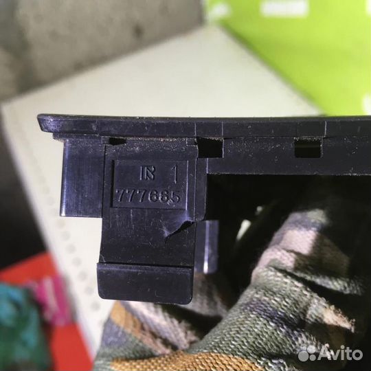 Накладка декоративная Тойота Королла Е120