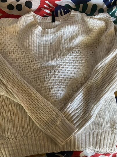 Свитер