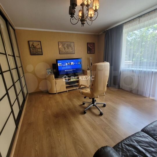 2-к. квартира, 54,8 м², 2/5 эт.