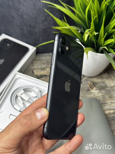 iPhone 11, 128 ГБ