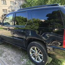 Cadillac Escalade 6.2 AT, 2011, 227 000 км, с пробегом, цена 2 100 000 руб.