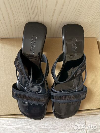 Босоножки женские