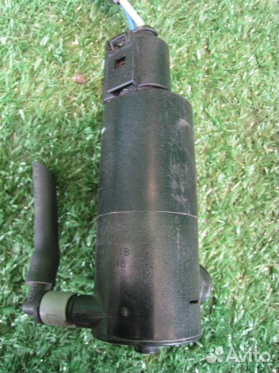 Насос омывателя фар Toyota Auris E18 2015