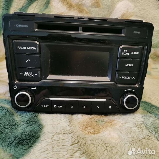 Автомагнитолу продам (киа, хендай )