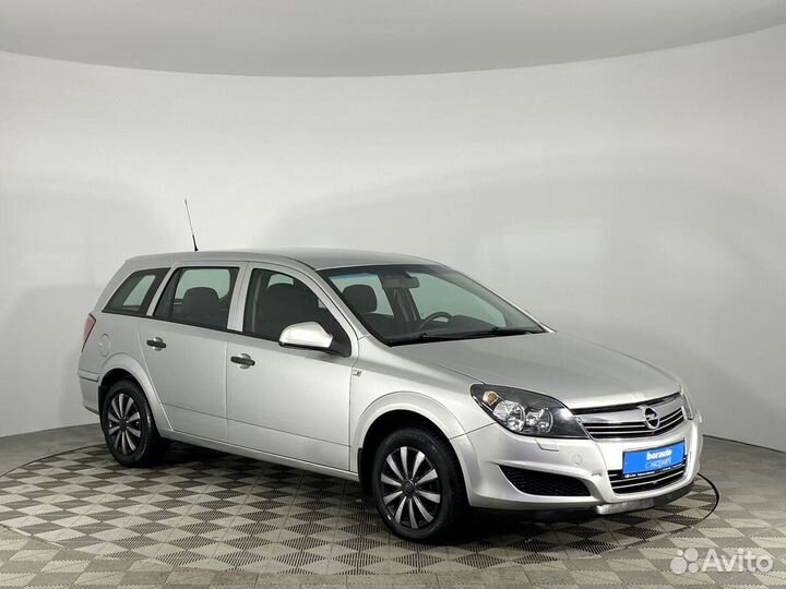 Opel Astra 1.6 МТ, 2011, 125 653 км