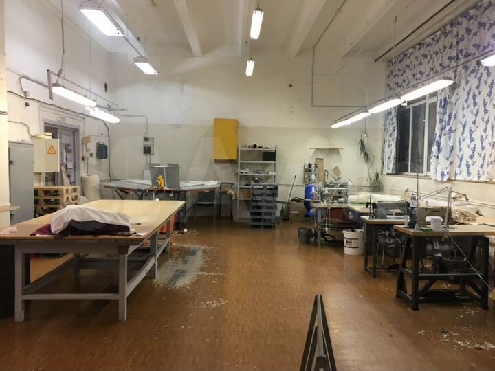 Сдам помещение свободного назначения, 430.4 м²