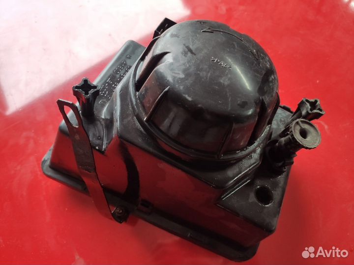 Фара правая Волга 3110