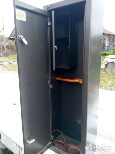 Оружейный сейф бу