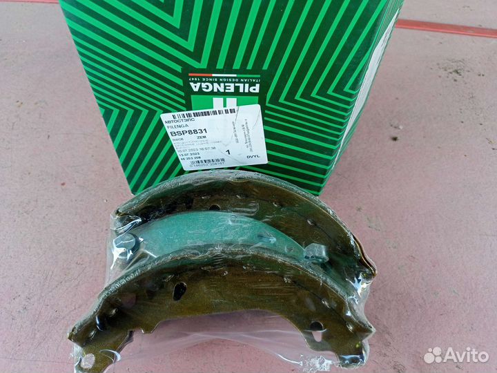 Колодки барабанные на Логан, D180х42мм