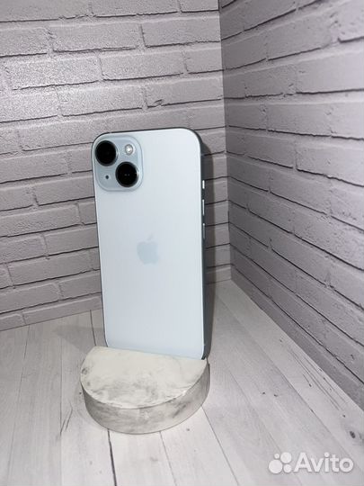 iPhone 15, 128 ГБ