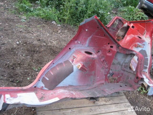 Крыло заднее правое Nissan Primera P10 (1990–1996)